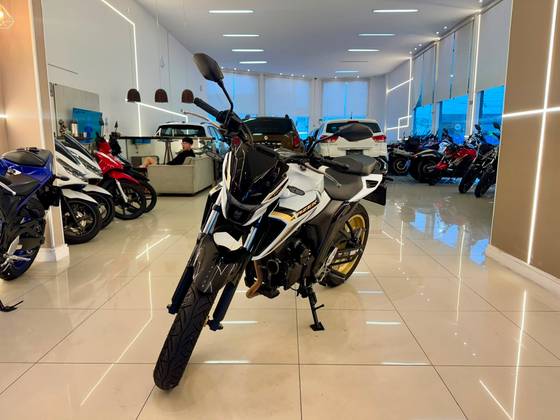 YAMAHA FZ25 FAZER CONNECTED ABS 